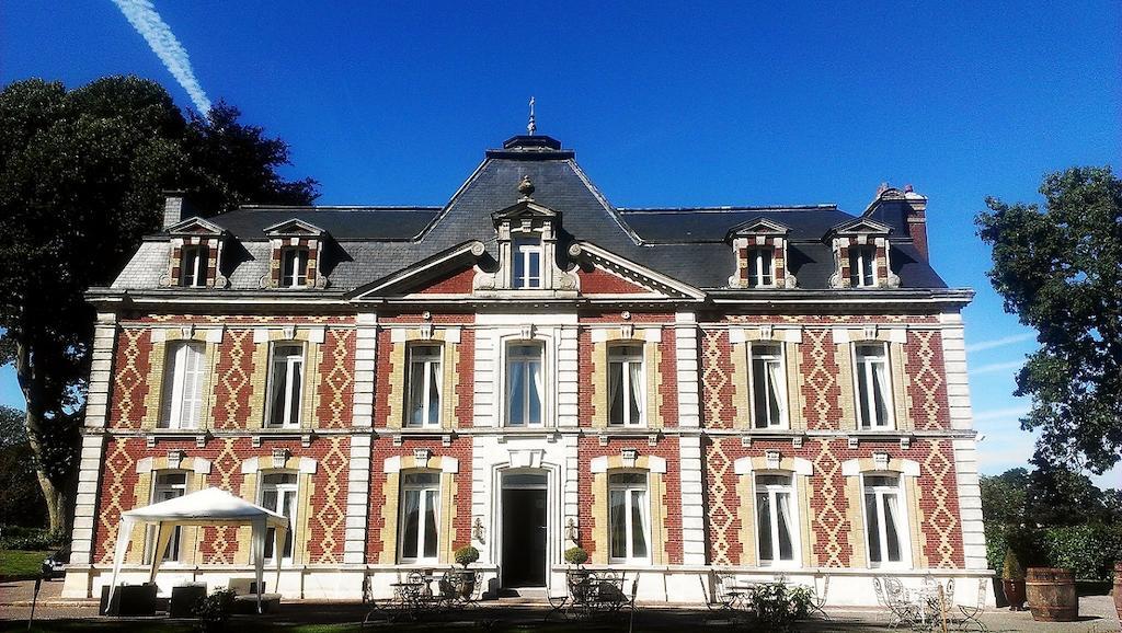 Chateau Des Saveurs Saint-Sauveur-dʼÉmalleville Eksteriør bilde